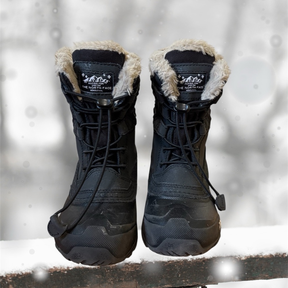 The North Face Black Snow Boots with Fur Lining - Toddler